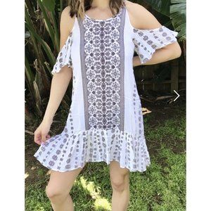 Lagaci Women Sand Dune Dress Med White Brown Cold Shoulder Boho Pleats NEW